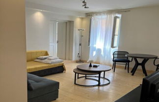 Foto 3 - THE CENTRIC Apt. by LOC HOSPITALITY