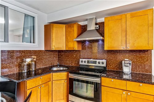 Photo 7 - Gorgeous 2BD Next to the Convention Center and Reading Terminal