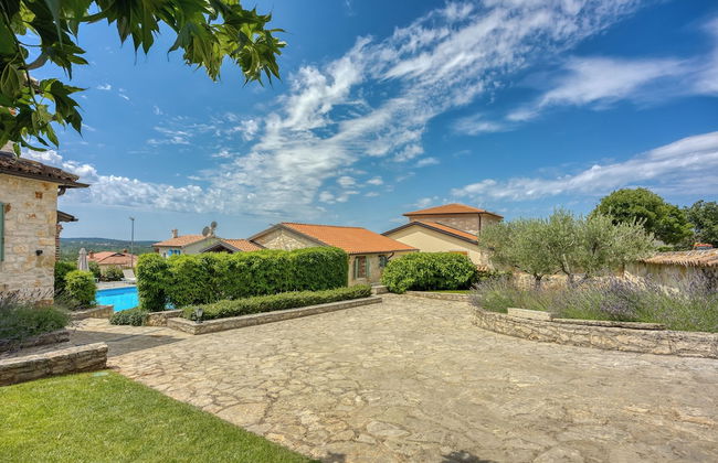 Vila Amyra With Pool - Foto 36