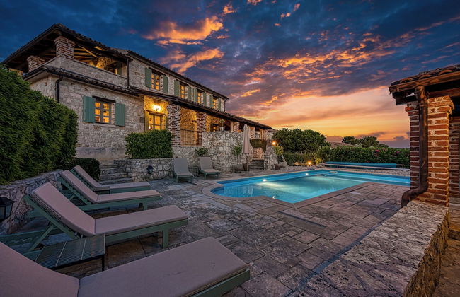 Vila Amyra With Pool - Foto 26