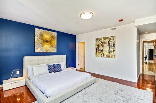Photo 1 - Get Into Travel in Style in This 2BD Apartment