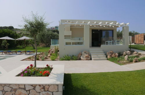 Photo 8 - New Villa 1 Adele Kampos