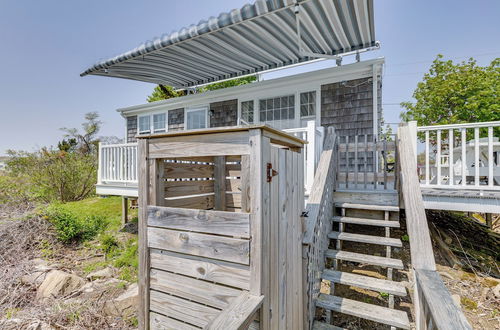 Photo 5 - Cozy Narragansett Cottage w/ Dock & Outdoor Shower