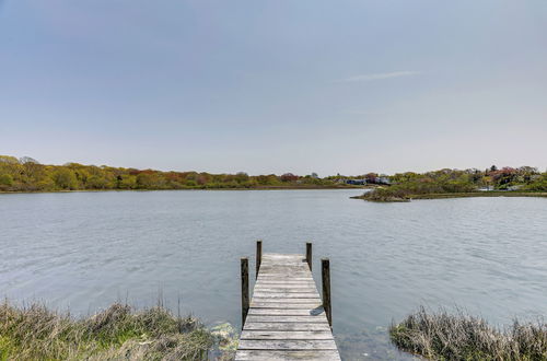 Photo 25 - Cozy Narragansett Cottage w/ Dock & Outdoor Shower