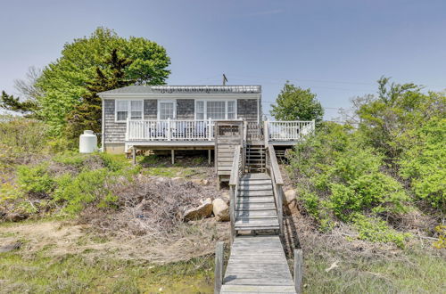 Photo 21 - Cozy Narragansett Cottage w/ Dock & Outdoor Shower