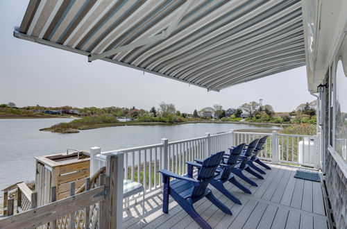 Foto 22 - Cozy Narragansett Cottage w/ Dock & Outdoor Shower