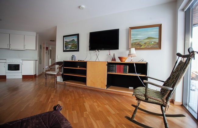 Large Apartment With Fabulous View Of Tórshavn - Photo 14