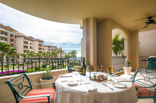 Photo 14 - Stunning Cabo San Lucas Villa at 5-star Resort