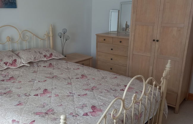 Inviting 2 Bed Apartment in Westwood ho - Foto 1
