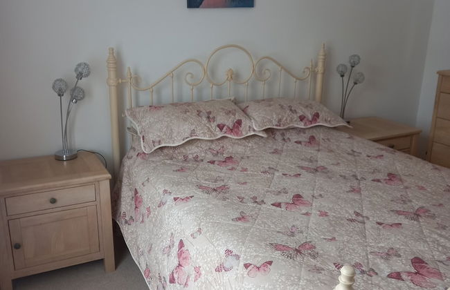 Inviting 2 Bed Apartment in Westwood ho - Foto 2