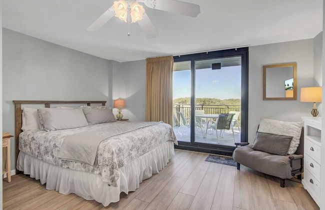 407 A Shipwatch by Avantstay Beach Front Condo w/ Ocean Views - Foto 20