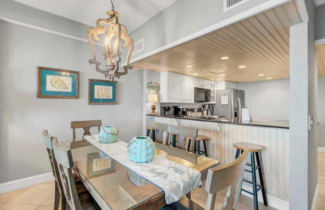 407 A Shipwatch by Avantstay Beach Front Condo w/ Ocean Views - Foto 7