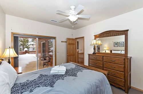 Photo 15 - Zen Den by Avantstay Entertainers Home in Ideal Big Bear Location w/ Hot Tub