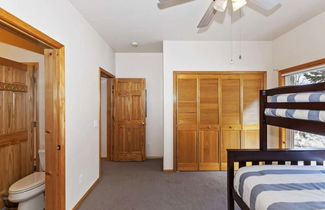 Photo 2 - Zen Den by Avantstay Entertainers Home in Ideal Big Bear Location w/ Hot Tub