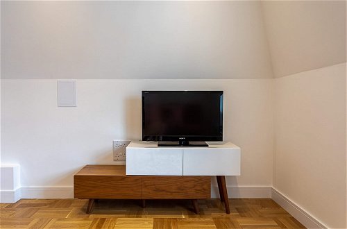 Photo 6 - Modern and Stylish Apartment in West Kensington