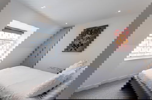 Photo 11 - Modern and Stylish Apartment in West Kensington