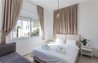 Photo 2 - 2 bedroom apartment by Hilton Beach