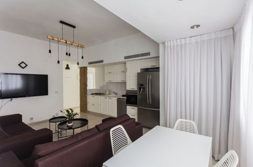 Photo 14 - 2 bedroom apartment by Hilton Beach