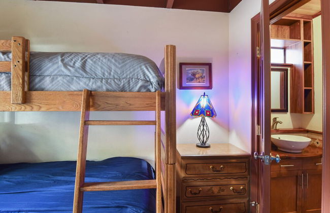 Tahoe City Getaway Minutes From Lake and Activities - Foto 4