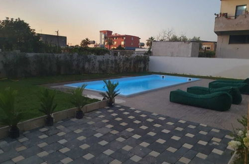 Foto 17 - Luxury Villa With Pool