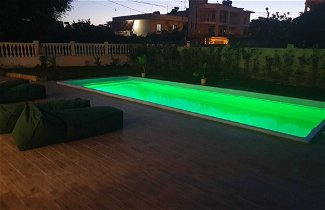 Photo 1 - Luxury Villa With Pool