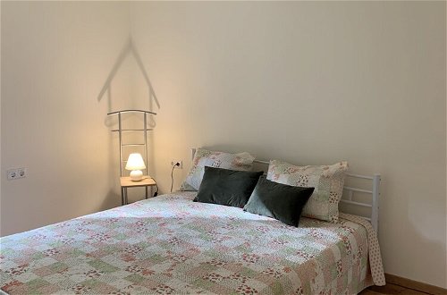 Photo 3 - Cozy Apartment in the City Center