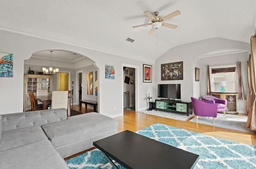 Photo 12 - Relax & Getaway - Chic Belmont Shore Duplex