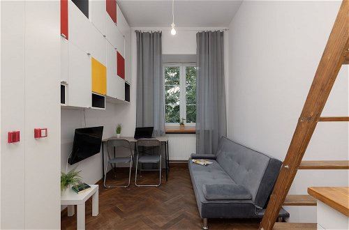 Photo 7 - Cozy Studio Praga by Renters