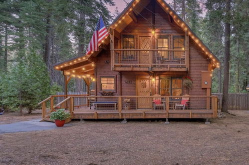 Foto 1 - Cozy Pet Friendly Cabin in Lake Tahoe