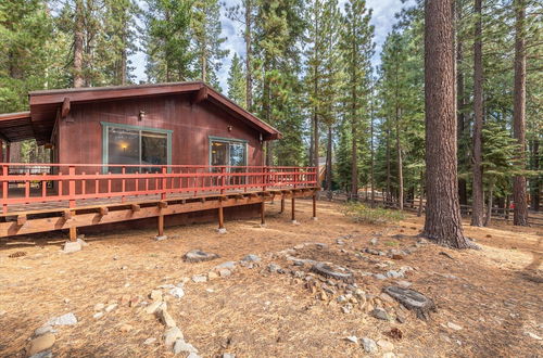 Photo 23 - Cozy Pet Friendly Cabin in Lake Tahoe