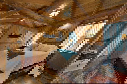 Photo 2 - Saw Mill Cabin