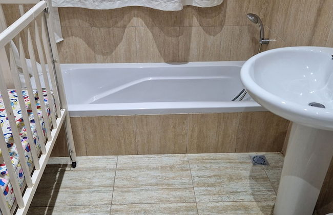 Modern 4-bed Home in Ix-xaghra, Valley View Pool - Photo 11