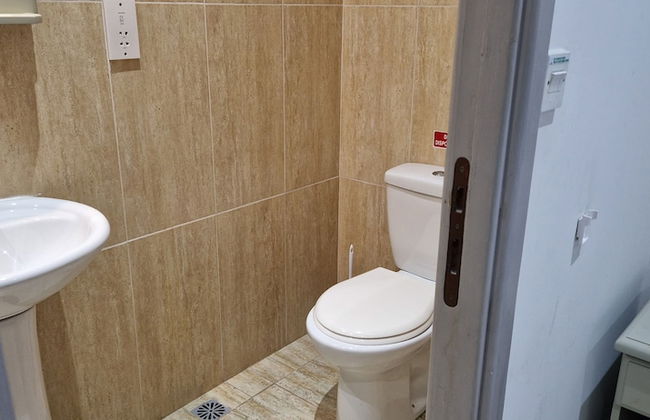 Modern 4-bed Home in Ix-xaghra, Valley View Pool - Photo 9