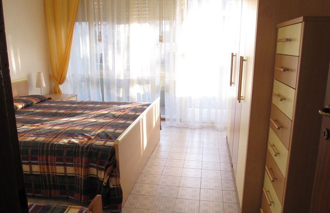 Modern Flat With Balcony and Lift at Grado Pineta - Foto 5