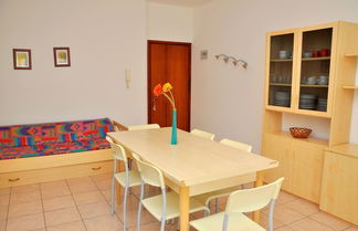 Photo 1 - Spacious Seaside Flat for 7 Guests - Beahost