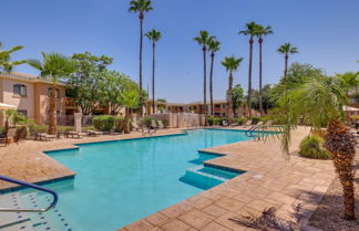 Foto 1 - Ideally Located Phoenix Rental w/ Community Pool