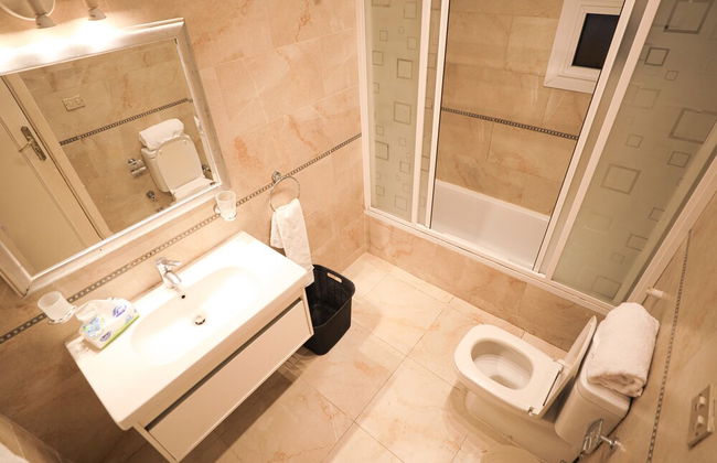 Ivory Petal Bliss 2BR Apt - Foto 45