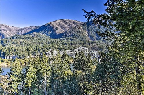 Foto 14 - Stunning Stevenson Retreat w/ Mountain Views
