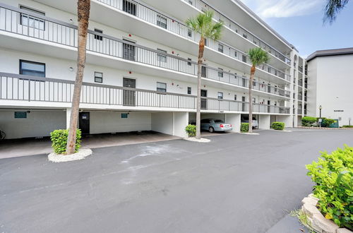 Photo 16 - Waterfront Marco Island Condo w/ Pool + Hot Tub