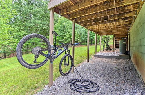 Photo 25 - Bella Vista Home: Steps to Mountain Biking Trails