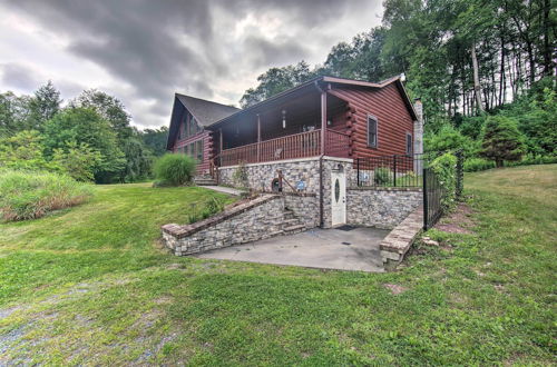 Photo 18 - Cozy Family-friendly Pine Grove Cabin w/ Fire Pit