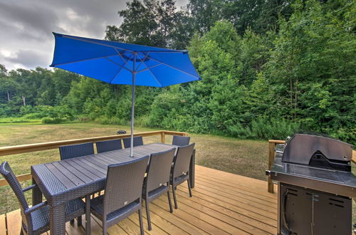 Photo 6 - Cozy Family-friendly Pine Grove Cabin w/ Fire Pit