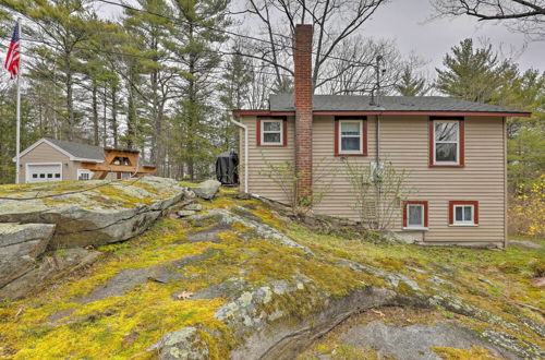 Photo 9 - Cute Gilford Cottage w/ Grill - Walk to Marina