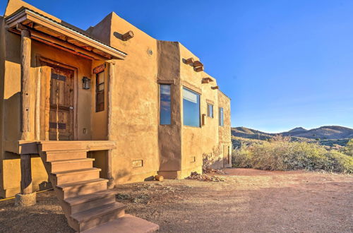 Photo 19 - Adobe Home w/ Mountain Views & Grilling Space