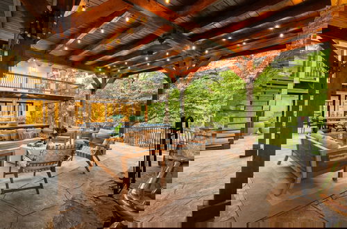 Photo 44 - Luxury Riverfront Villa With Firepit & Gameroom!