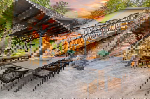 Photo 45 - Luxury Riverfront Villa With Firepit & Gameroom!