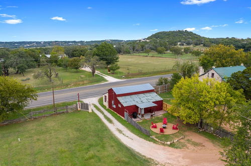 Photo 28 - Gorgeous Barn Cabin With Firepit 10min From Main St