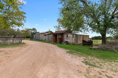 Photo 37 - Gorgeous Barn Cabin With Firepit 10min From Main St