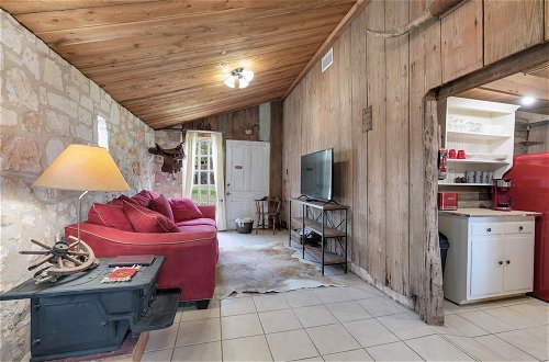 Photo 12 - Gorgeous Barn Cabin With Firepit 10min From Main St