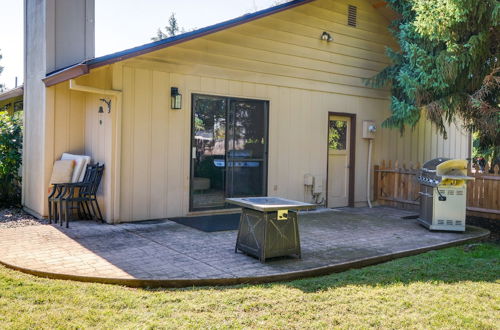 Photo 6 - Lovely Medford Home w/ Patio, Fire Pit + Gas Grill